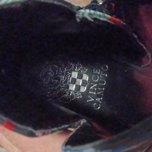 Vince Camuto, Festival Wonderland, Black, Red and Blue Brocade Ankle Bootie 6m - Picture 7 of 9